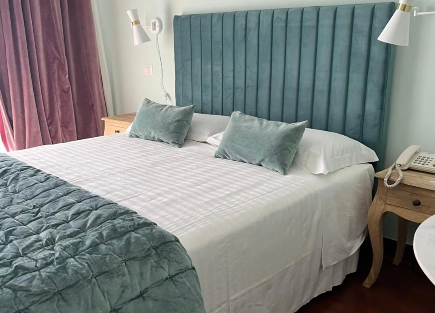 Hotel Fenix Rome 4*,