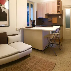 Bixio 81 , Parma Italia